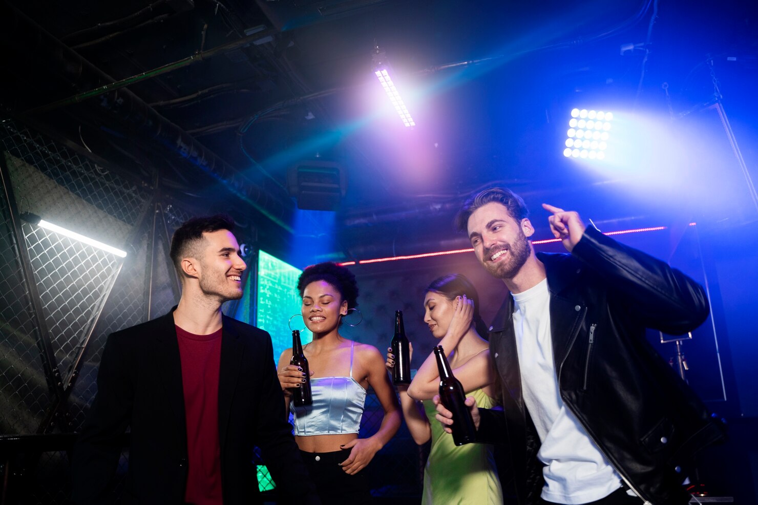 amigos divirtiendose club tiro medio 23 2149220924